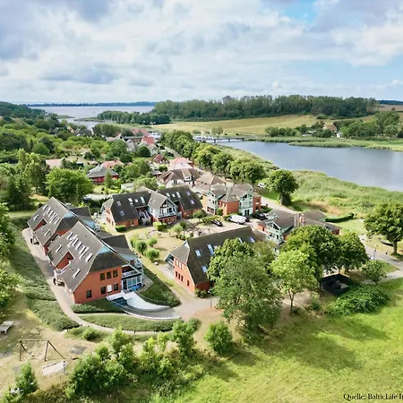 Apartment Granitzblick 3 Mit Wintergarten Und Seeblick