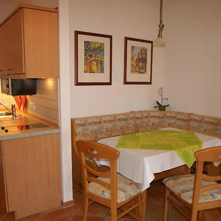 Apartment Granitzblick 3 Mit Wintergarten Und Seeblick *